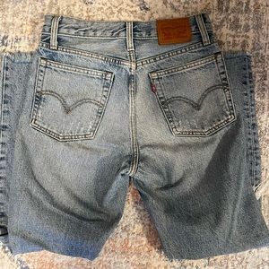 Levi’s wedgie fit jeans